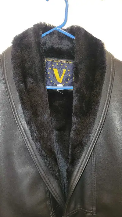 Italian Mens Leather Jacket s.M-L like new, View more