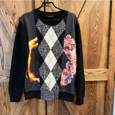 Givenchy Large sweater, View more
