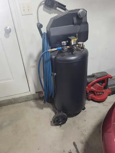 This Mastercraft air compressor is great for any job around the house or in the shop, providing reli...