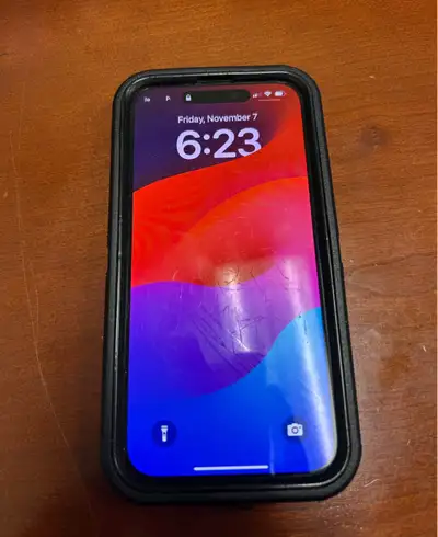 iPhone 15 90% 128GB (Cracked back), View more