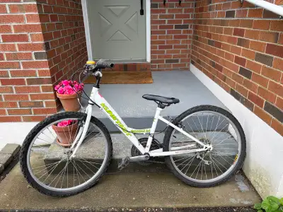 Kunstadt Gatineau 2.4 – Kids/Youth Mountain Bike, View more