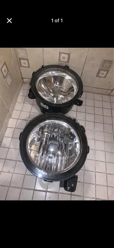 Brand new never used 150$ each light or both for $250. Took it out by the dealership to put in custo...