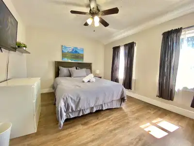 Furnished bedrooms close the UofA