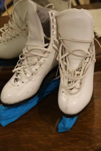 White women's figure skates, View more