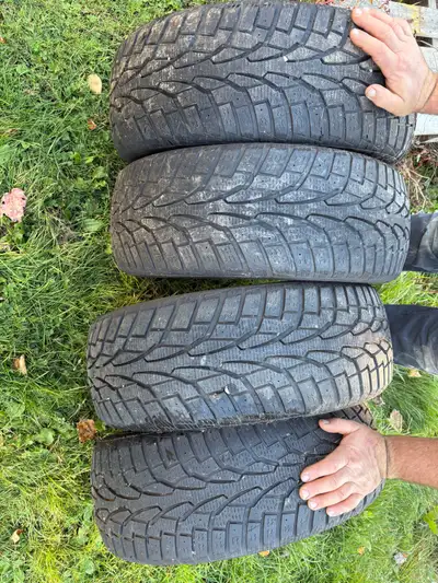 215/55/r16 Half tread Used for 1 winter