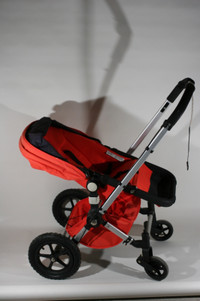 Poussette Bugaboo Frog avec accessoires