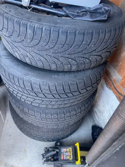 Winter tires on rims Came off 09 honda civic Lowest price Pick up whites and 401 Pickering