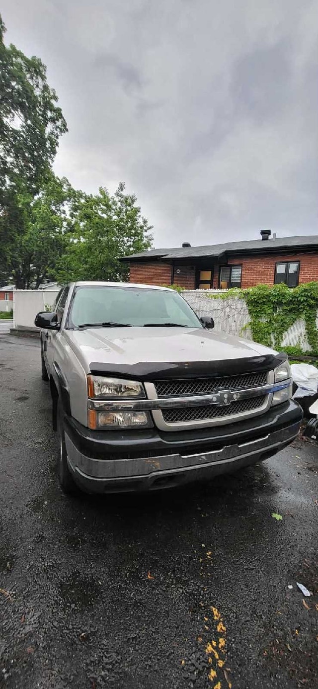 2005 Chevrolet Silverado 1500 Extended Cab 143.5" WB 4WD