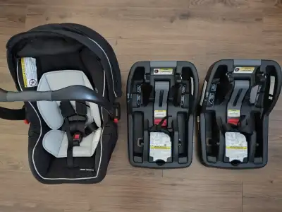 Graco Infant Car Seat with 2 Bases, View more
