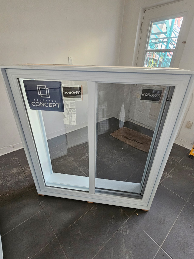 Fenêtre neuve  46.5 pouces de largeur 49.5 de hauteur et 12 pou  dans Maisons à vendre  à Lanaudière