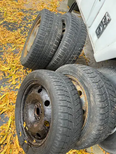 Set of 4 Toyo Snow Tires 205 55 16 on 5x100 used rims. See pictures. $175 Fit matrix, vibe, up to 20...