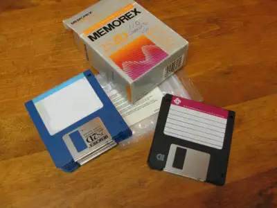 Pack de 10 disquette / floppy disk, View more