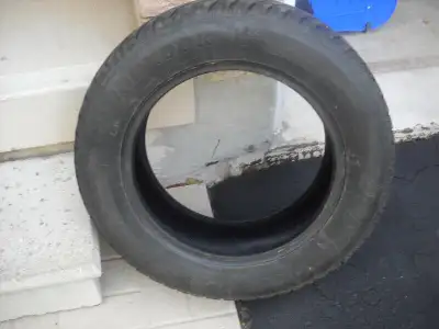 Selling a pair of used 15" winter tires size P195/65/15 with thread at 6/32 good for another season...
