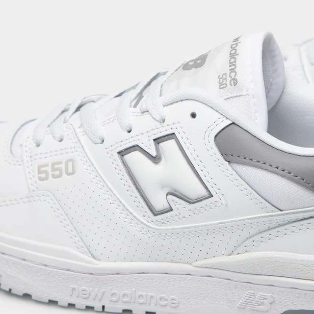 New Balance 550 White/Shadow in Men's Shoes in Markham / York Region - Image 3
