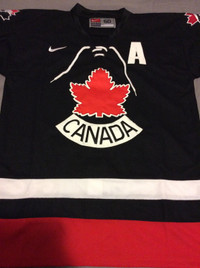 Jersey Joe Sakic Team Canada Noir