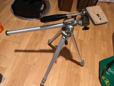Tripod Velbon VS-3, View more
