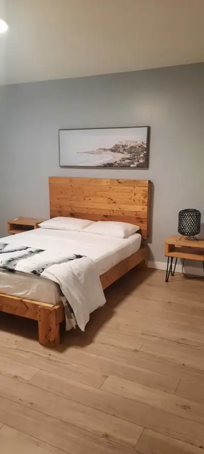4 1/2 meublé tout inclus location court terme stationnement