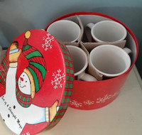 Set of 4 festive vintage Snowman mugs in gift/storage box