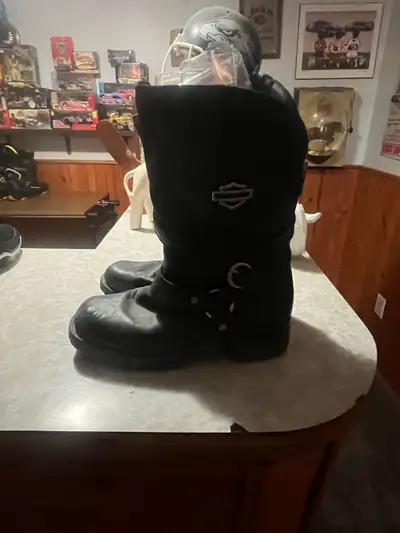 women’s Harley Davidson boots, View more
