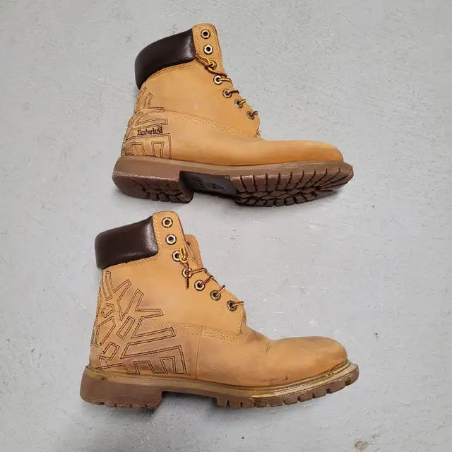 Used Timberland Nubuck Boots (fits size 10US) in Men's Shoes in Markham / York Region - Image 5