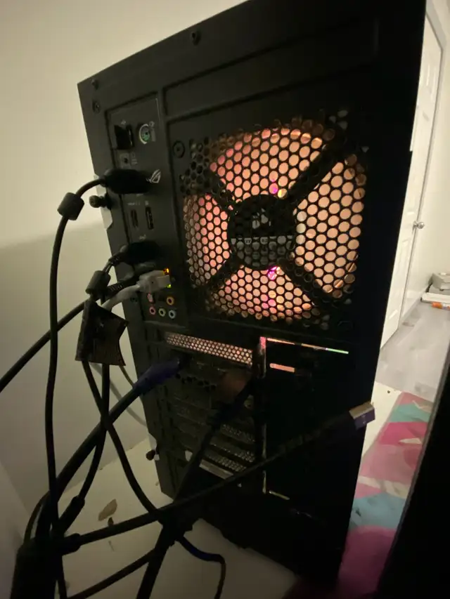 Gaming PC FTW3 Ultra RTX 3070 AMD Ryzen 7 5800X in Desktop Computers in Edmonton - Image 6