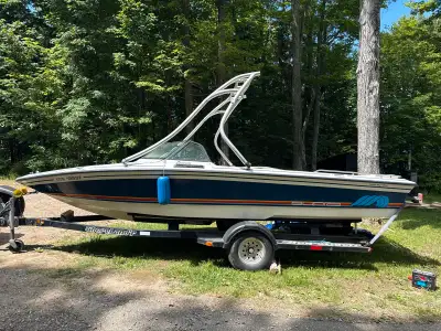 Selling my 1987 Supra with a powerful 351 Windsor engine, this boat is needs a starter, ran last Sep...