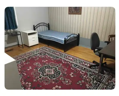 one bed room available from April 1st 1 bed room rent,Finch and Don mills Seneca Lambton ttc, yrt Bu...
