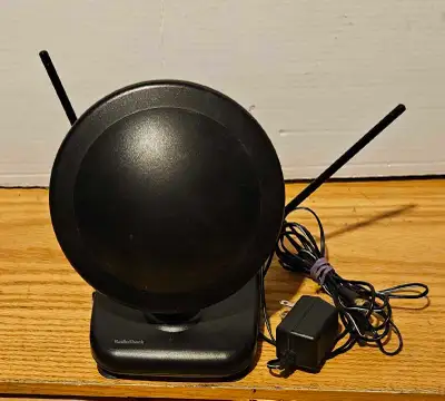 Radio Shack Powered TV antenna , View more