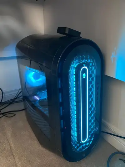Alienware Aurora R15 – i7 13700F | RTX 4060 | 16GB DDR5 | 512GB, View more