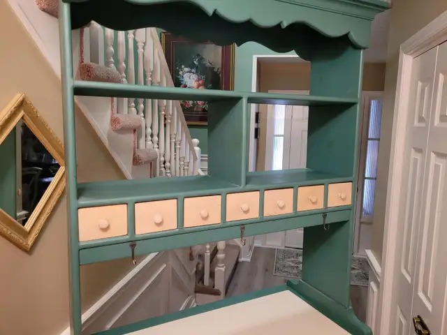 Large Decorative Hutch63373409051651121