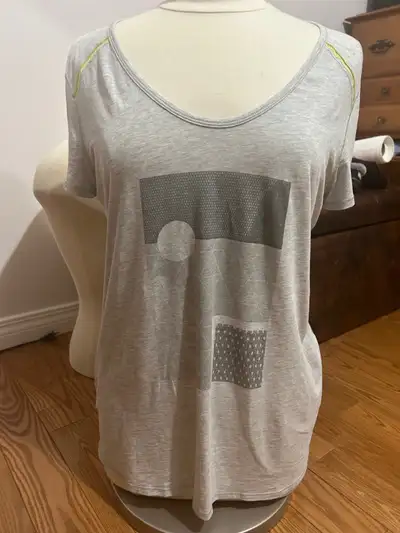 LULULEMON T shirt size 12, View more