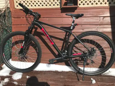 Vélo neuf Raleigh Hybride 21 vitesses avec suspension et freins, View more