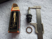 1930s vintage firestone spark plug NICE
