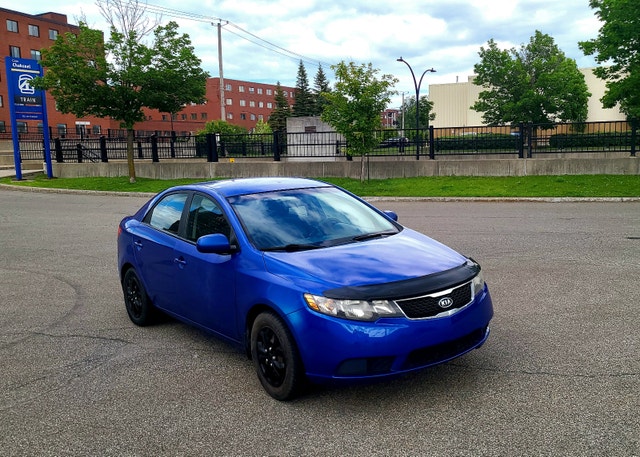 Kia Forte LX 2012 Berline 2.0 L — photo 2