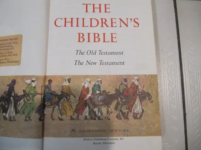 The Childrens Bible Golden Press New York X Condition Circ 1965 in Arts & Collectibles in Mississauga / Peel Region - Image 4