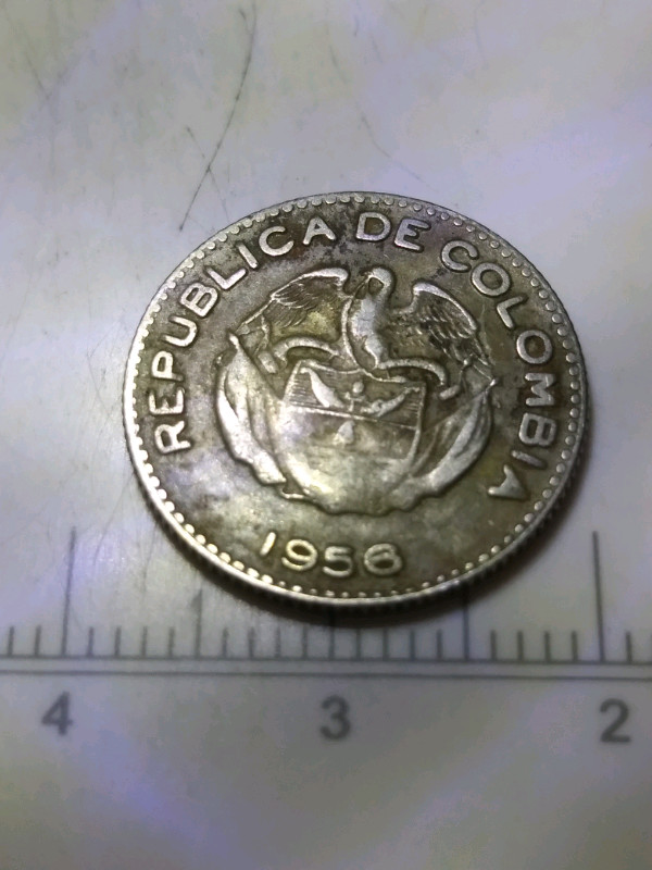 1956 10 centavos comlombia dans Art et objets de collection  à Longueuil/Rive Sud - Image 2