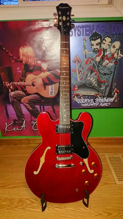 Epiphone Dot CH Electric Guitar in Cherry Red, View more