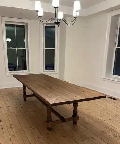 *IMPRESSIONNANTE* & RARE TABLE NEUVE EN *CHENE* MASSIF 8' X 43'', View more