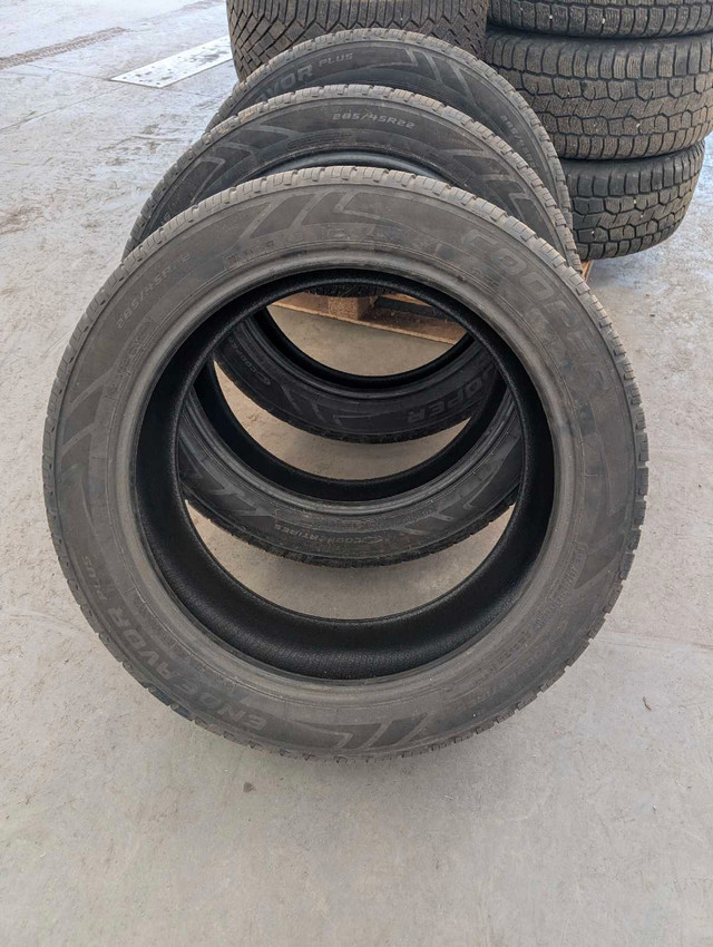 285/45R22 cooper endeavor in Tires & Rims in Kitchener / Waterloo - Image 3