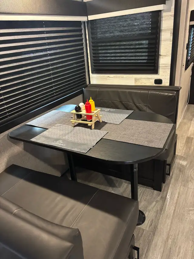 2022 Jayco Jayfeather 25’ in Travel Trailers & Campers in Stratford - Image 4