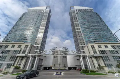 2 Bed 2 Bath Condo