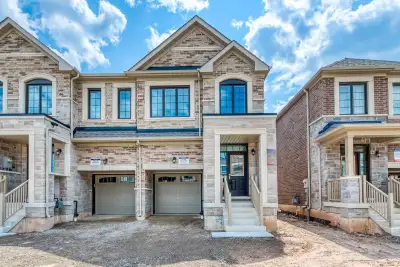 ✨ New 3-Bed End Unit | Upper Joshua Meadows | Bright + Modern