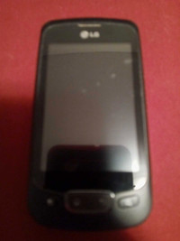 LG P500cell phone 