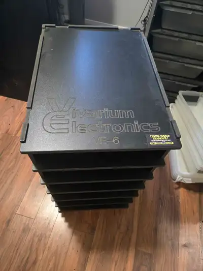 Conells ve-6 rack for sale. 16 1/2"w 23"d 30"h. Comes with 3 brand new tubs that haven't been used....