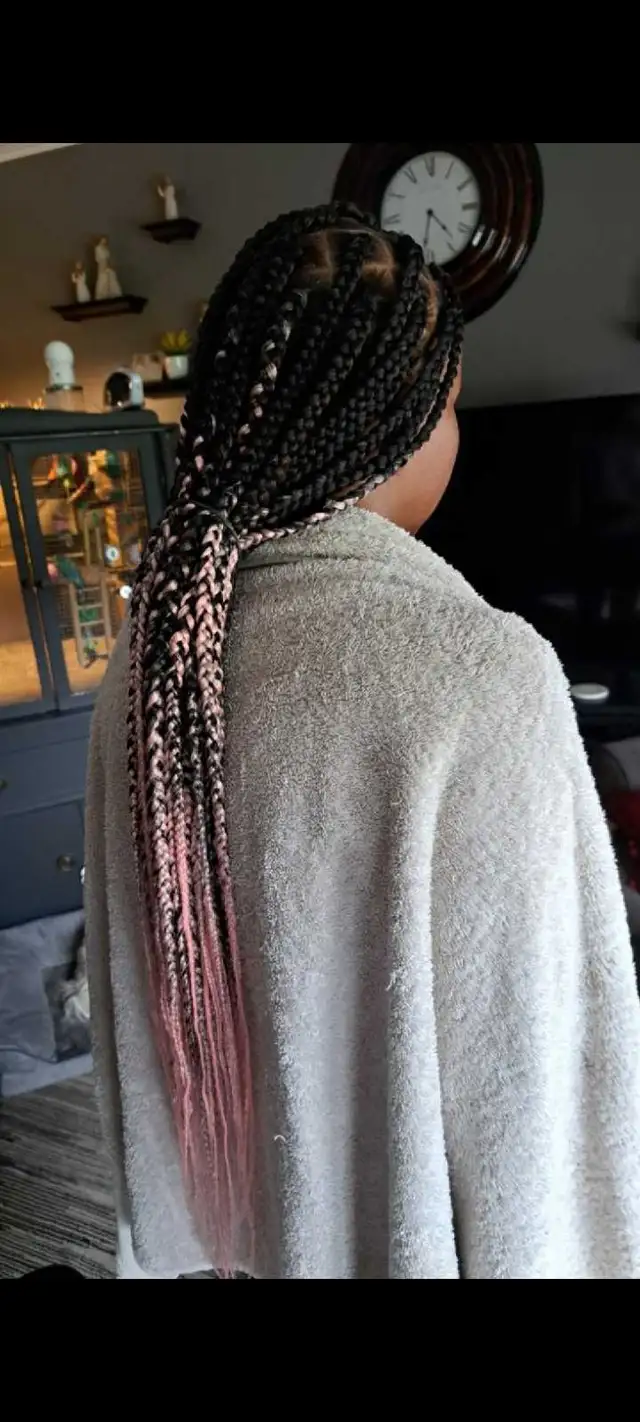 Travel Braider519876582520268803