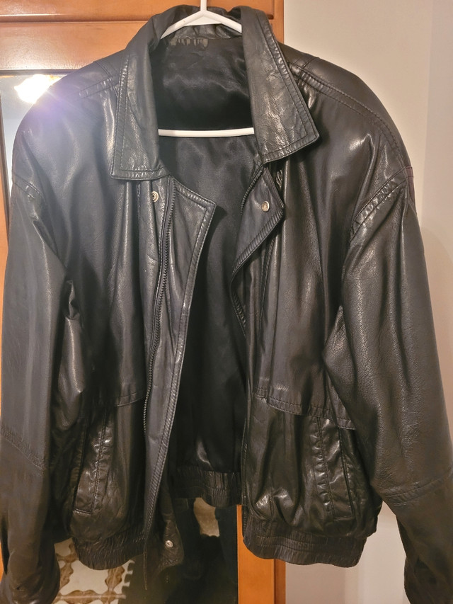 Mens leather jacket dans Hommes  à Ville de Montréal