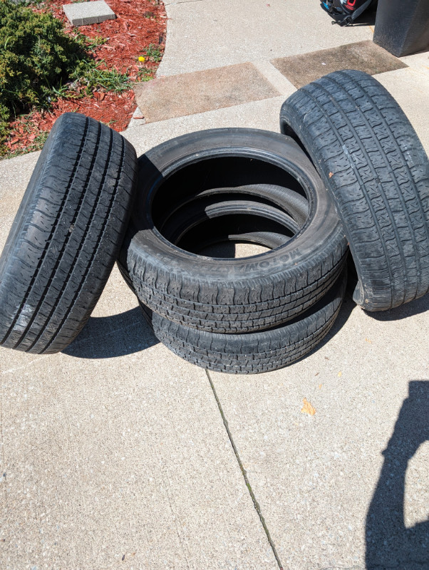 4  MOTOMASTER   225/60 R17 99T ALL SEASON TIRES in Tires & Rims in St. Catharines - Image 2