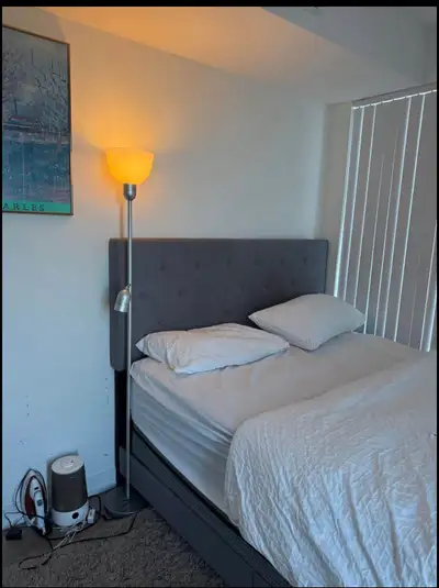 Available: One room in a 2bedroom apartment. 2 bathrooms (private washroom and bathtub) Laundry avai...