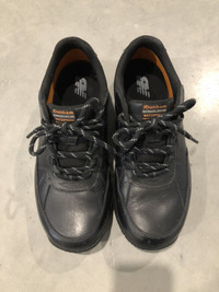 Chaussures noires pour homme, de marque DUNHAM. Pointure 9.5