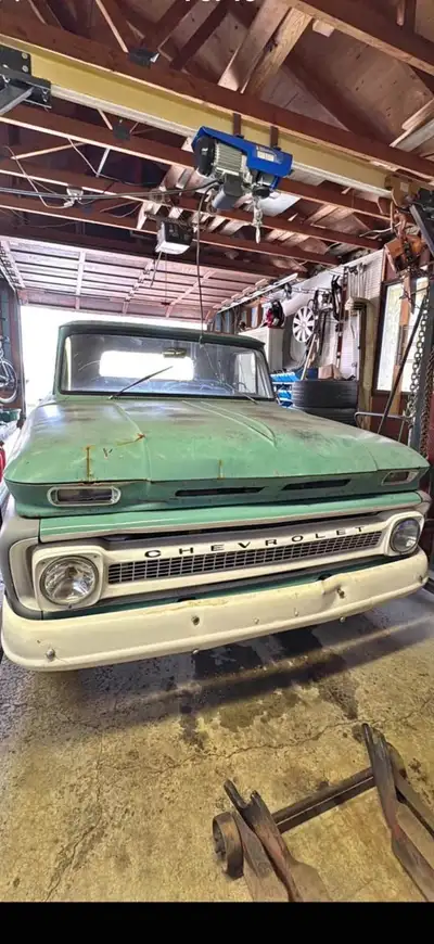 Patina 1965 c30 dually, lots of recent work complete . Comes with a carbed 4.8L LS engine and Rwd tr...